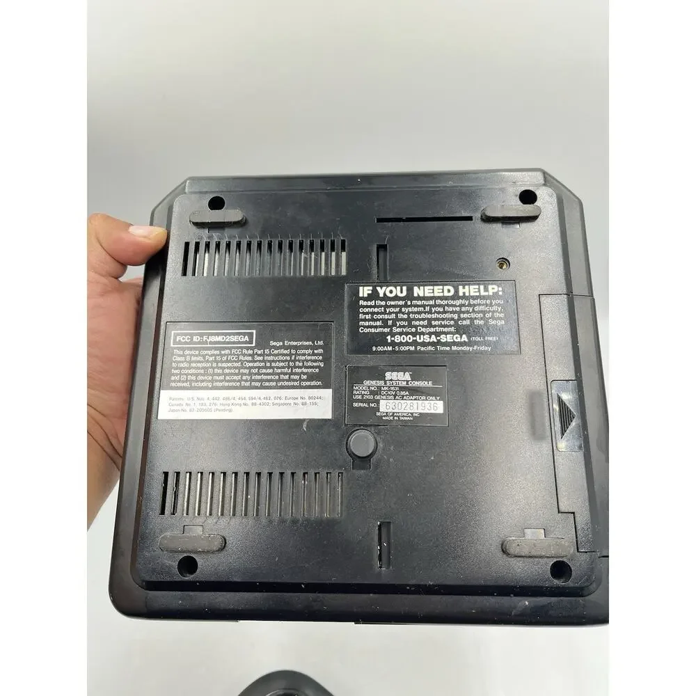 Sega Genesis Model 2 Console w/ Original Controller - Tested
